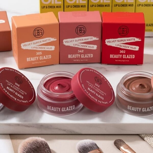 Beauty Glazed Velvet Super Matte Lip & Cheek Mud